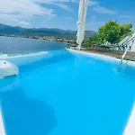 Aiora -infinity Pool On The Cliff -private