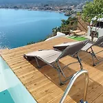 Villa Aiora -infinity Pool On The Cliff -private Loutra Oraias Elenis