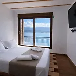 Aiora -infinity Pool On The Cliff -private