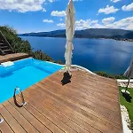 Aiora -infinity Pool On The Cliff -private Loutra Oraias Elenis