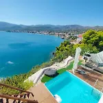 Aiora -infinity Pool On The Cliff -private Villa *