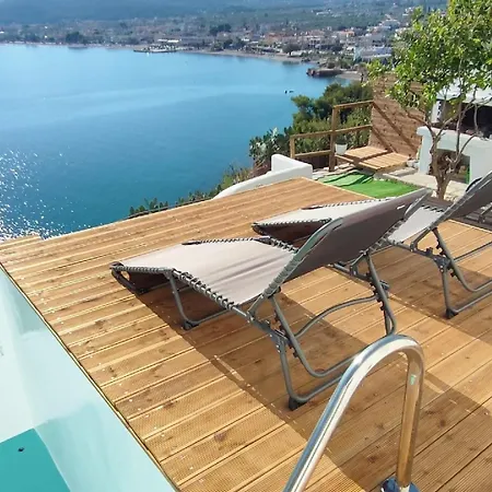 Villa Aiora -infinity Pool On The Cliff -private Loutra Oraias Elenis