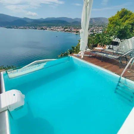 Aiora -infinity Pool On The Cliff -private