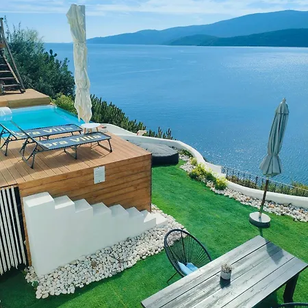 Aiora -infinity Pool On The Cliff -private * Loutra Oraias Elenis