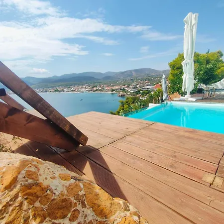 Aiora -infinity Pool On The Cliff -private Villa Loutra Oraias Elenis