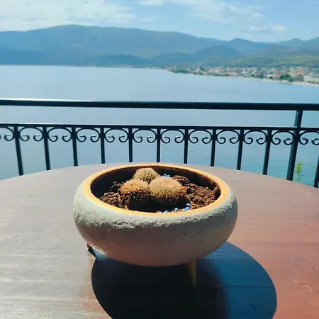 Aiora -infinity Pool On The Cliff -private Лутра-Ореас-Эленис