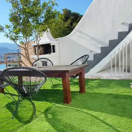 Villa Aiora -infinity Pool On The Cliff -private