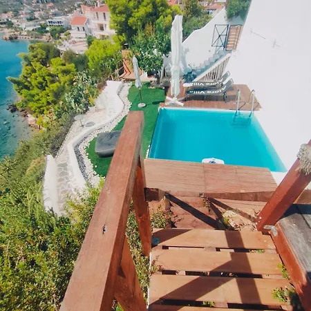 Villa Aiora -infinity Pool On The Cliff -private