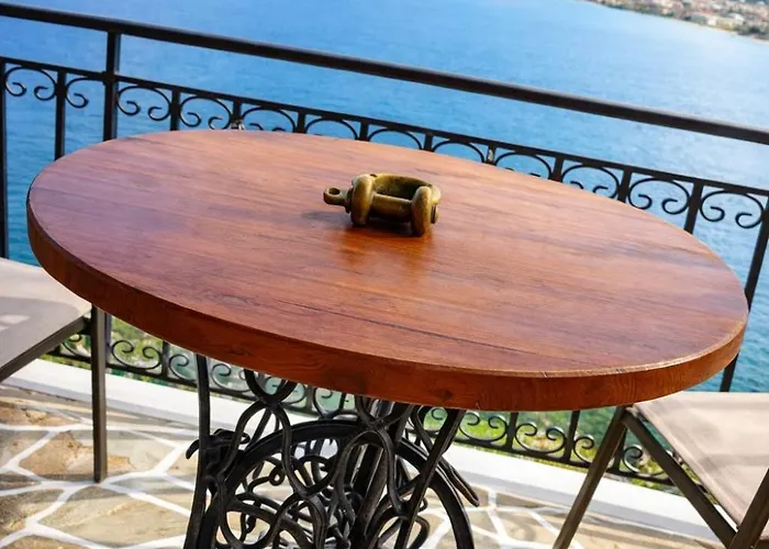 Aiora -infinity Pool On The Cliff -private * Лутра-Ореас-Эленис