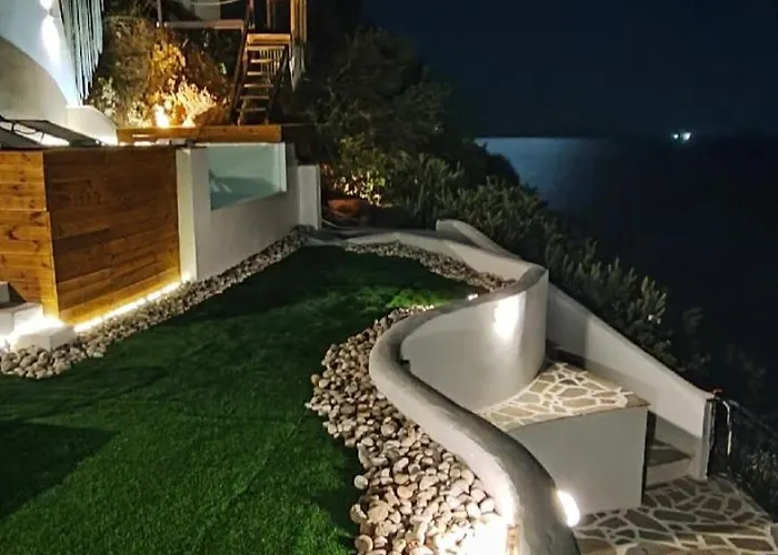 Aiora -infinity Pool On The Cliff -private Loutra Oraias Elenis