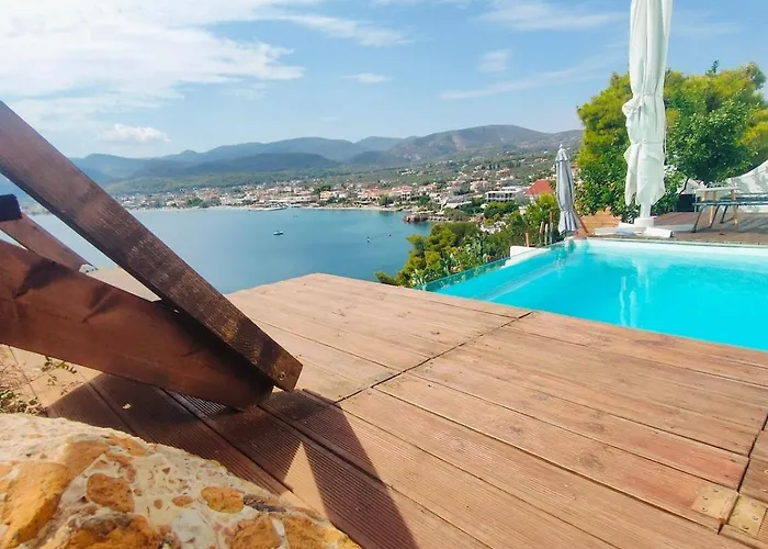 Aiora -infinity Pool On The Cliff -private Villa Loutra Oraias Elenis