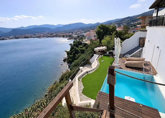 Aiora -infinity Pool On The Cliff -private