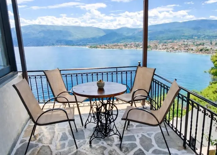 Aiora -infinity Pool On The Cliff -private * Лутра-Ореас-Эленис