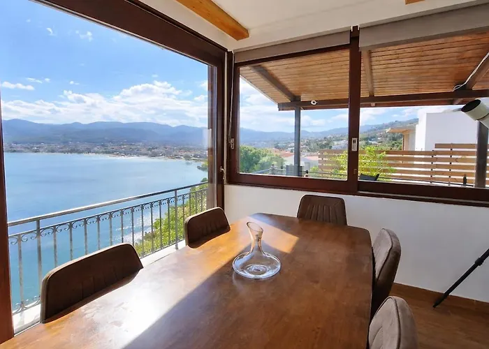 Aiora -infinity Pool On The Cliff -private Вилла *