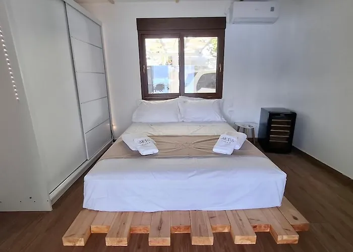 Вилла Aiora -infinity Pool On The Cliff -private Лутра-Ореас-Эленис