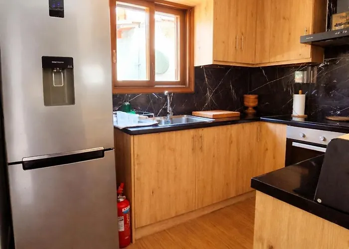 Aiora -infinity Pool On The Cliff -private *